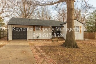 Building Photo - Beautiful 3 bedroom 1 bath, Available Now!