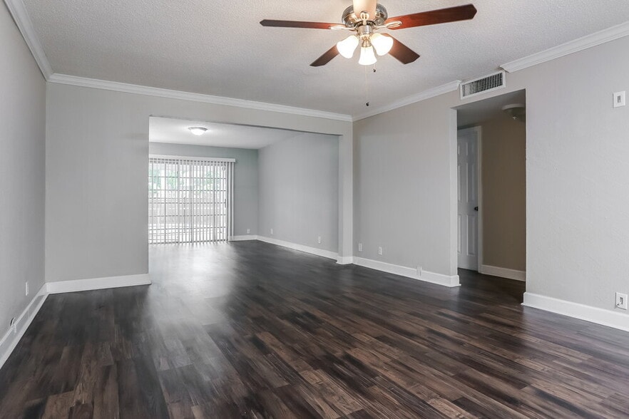 Building Photo - 3291 NW 65th St