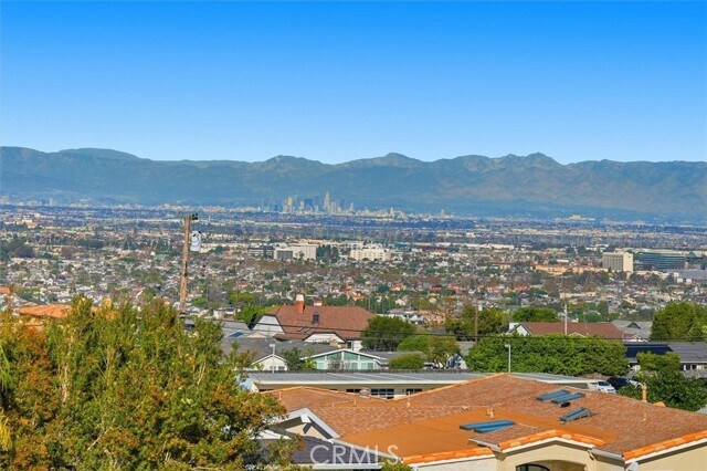 Building Photo - 5613 Pso De Pablo