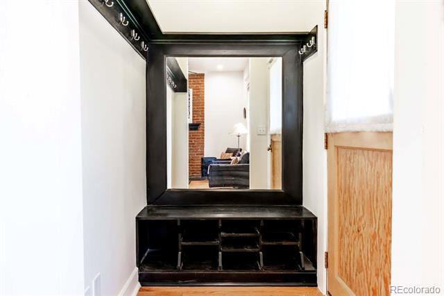 Building Photo - 1701 E 36th Ave