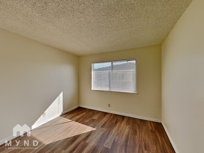 Building Photo - 3157 Occidental Dr