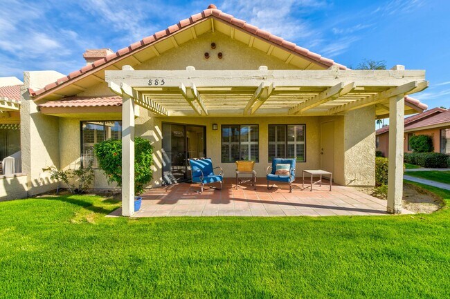 Building Photo - 42885 Scirocco Rd