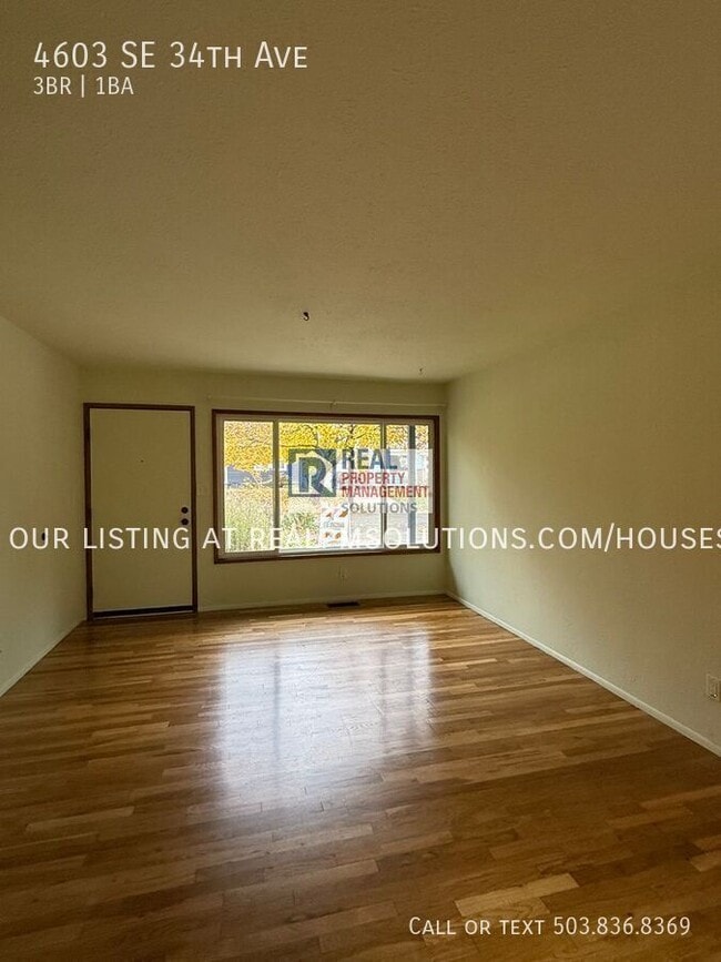 Building Photo - 4603 SE 34th Ave