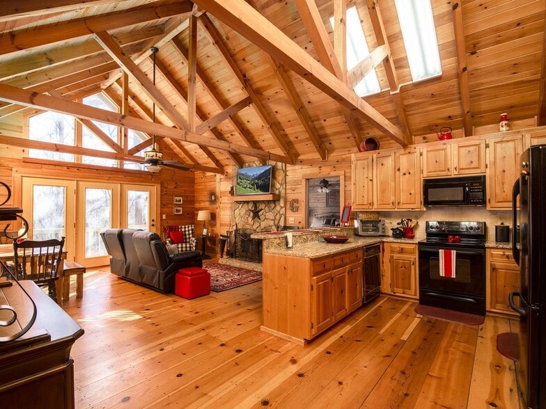 Kitchen and Living area - 404 Owls Brow