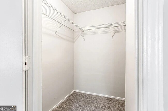 Building Photo - 1173 N Hairston Rd