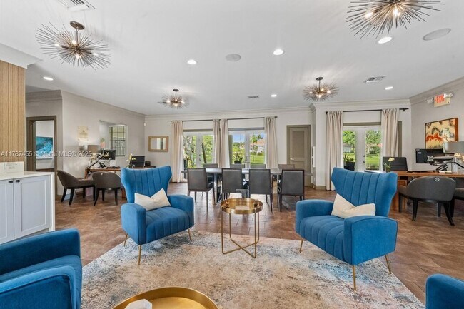 Building Photo - 6503 N Military Trl