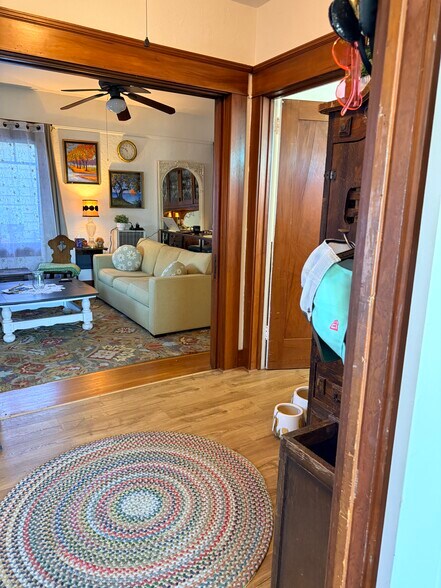 Building Photo - 3829 Eagle St