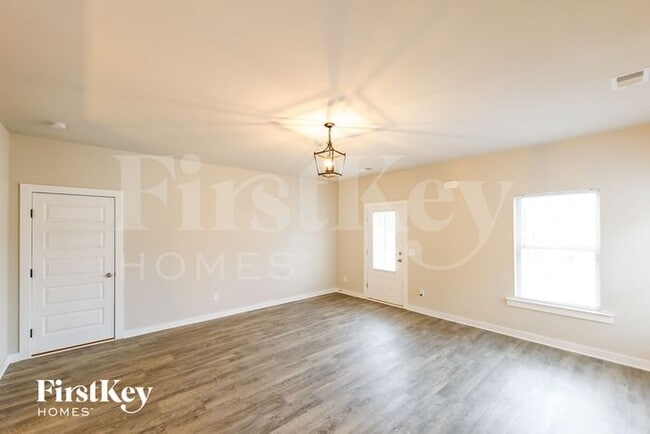 Building Photo - 161 County Rd 1700