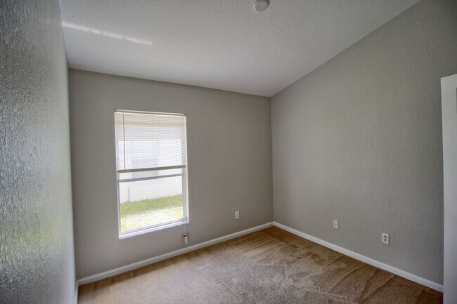 Building Photo - 2924 Conner Ln