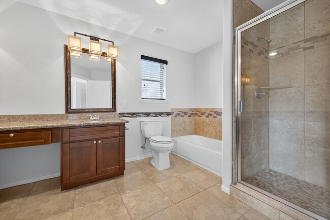 Building Photo - 6115 Shadow Isle Ln