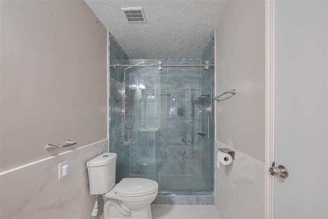 Building Photo - 9302 Bristlebrook Dr