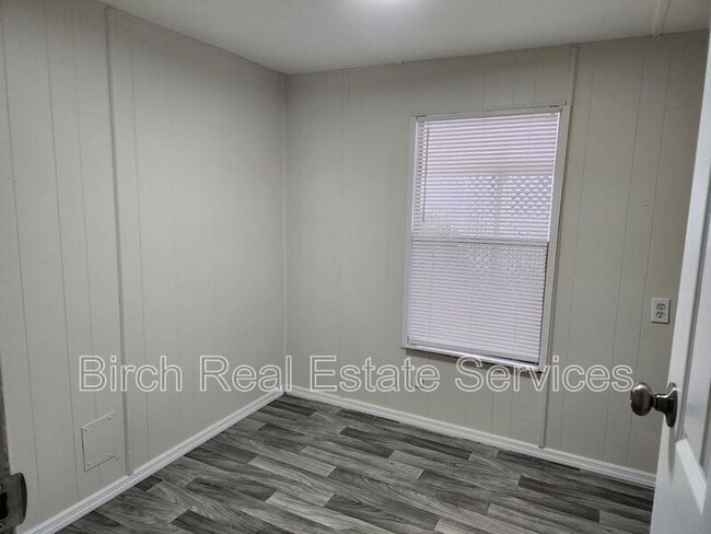 Building Photo - 7211 Lofty Dr