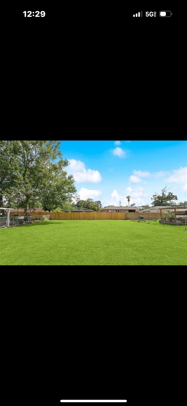 Building Photo - 347 Olive Dr