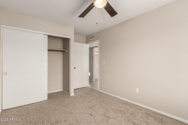 Building Photo - 8802 W Townley Ave