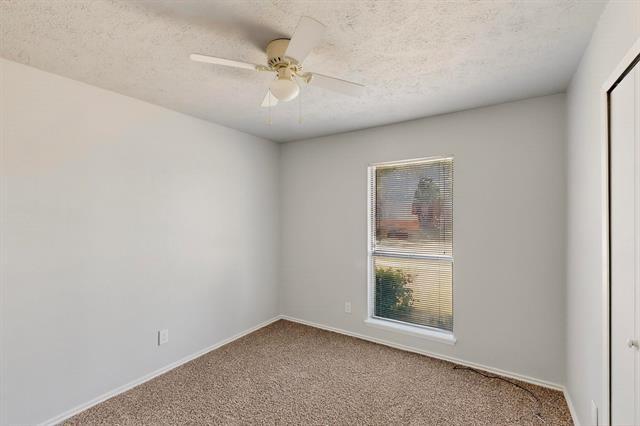 Building Photo - 752 Cambridge Dr