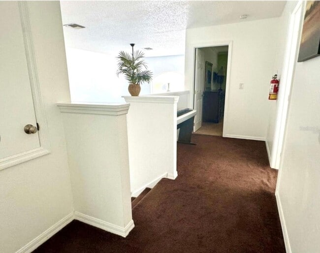 Building Photo - 1708 Clubhouse Cove