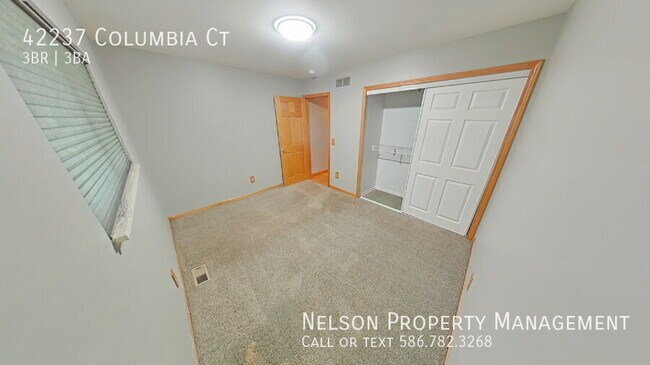 Building Photo - 42237 Columbia Ct