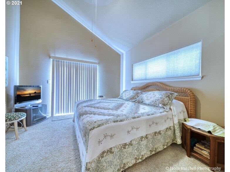 Building Photo - 111 Coho Ter
