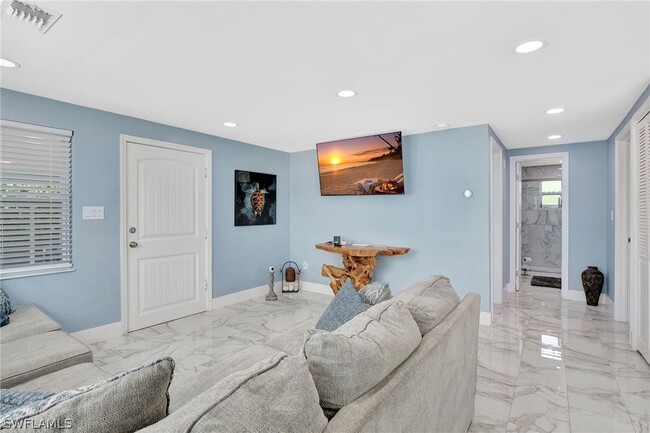 Building Photo - 1009 Ridge St