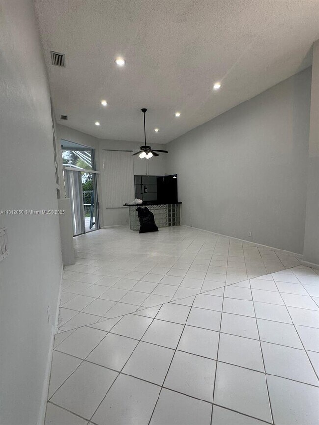 Building Photo - 5136 NW 99th Way