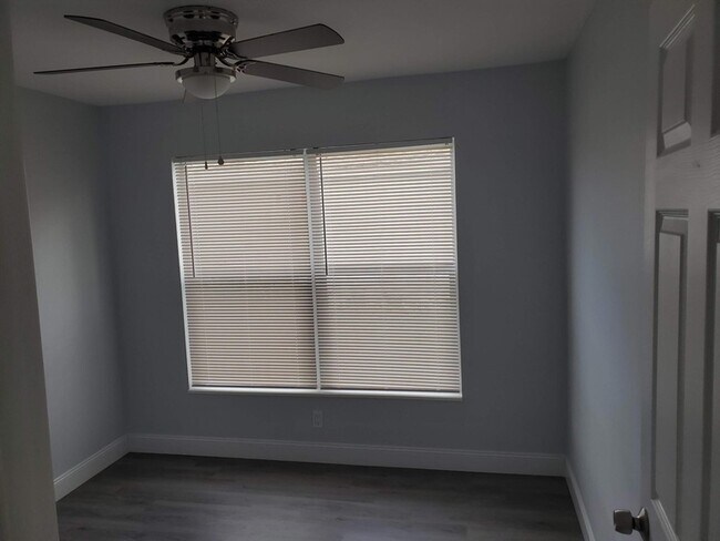 Building Photo - 516 NW 53rd St