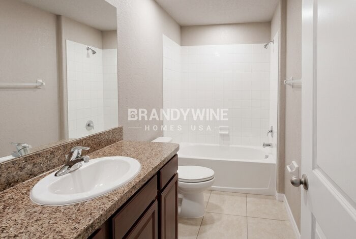 Building Photo - 5580 Mercado Dr