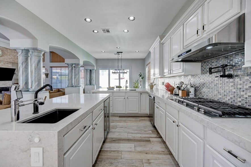 Building Photo - 9738 Bear Trap Ct