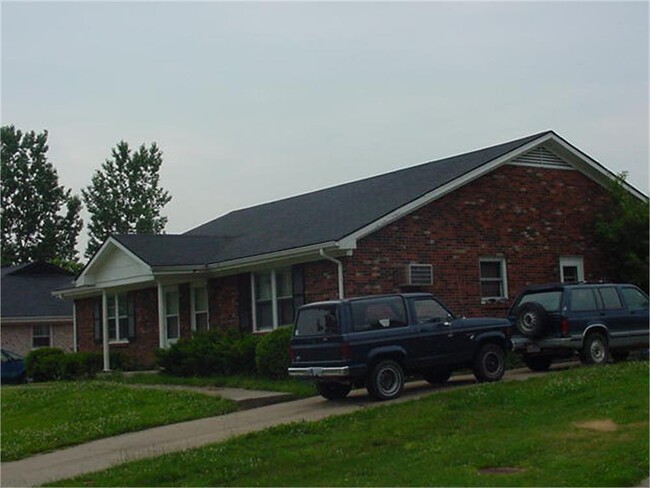 Building Photo - 341 Rebel Rd