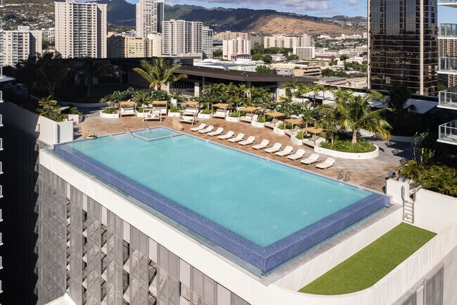 Building Photo - 1515 Liona St