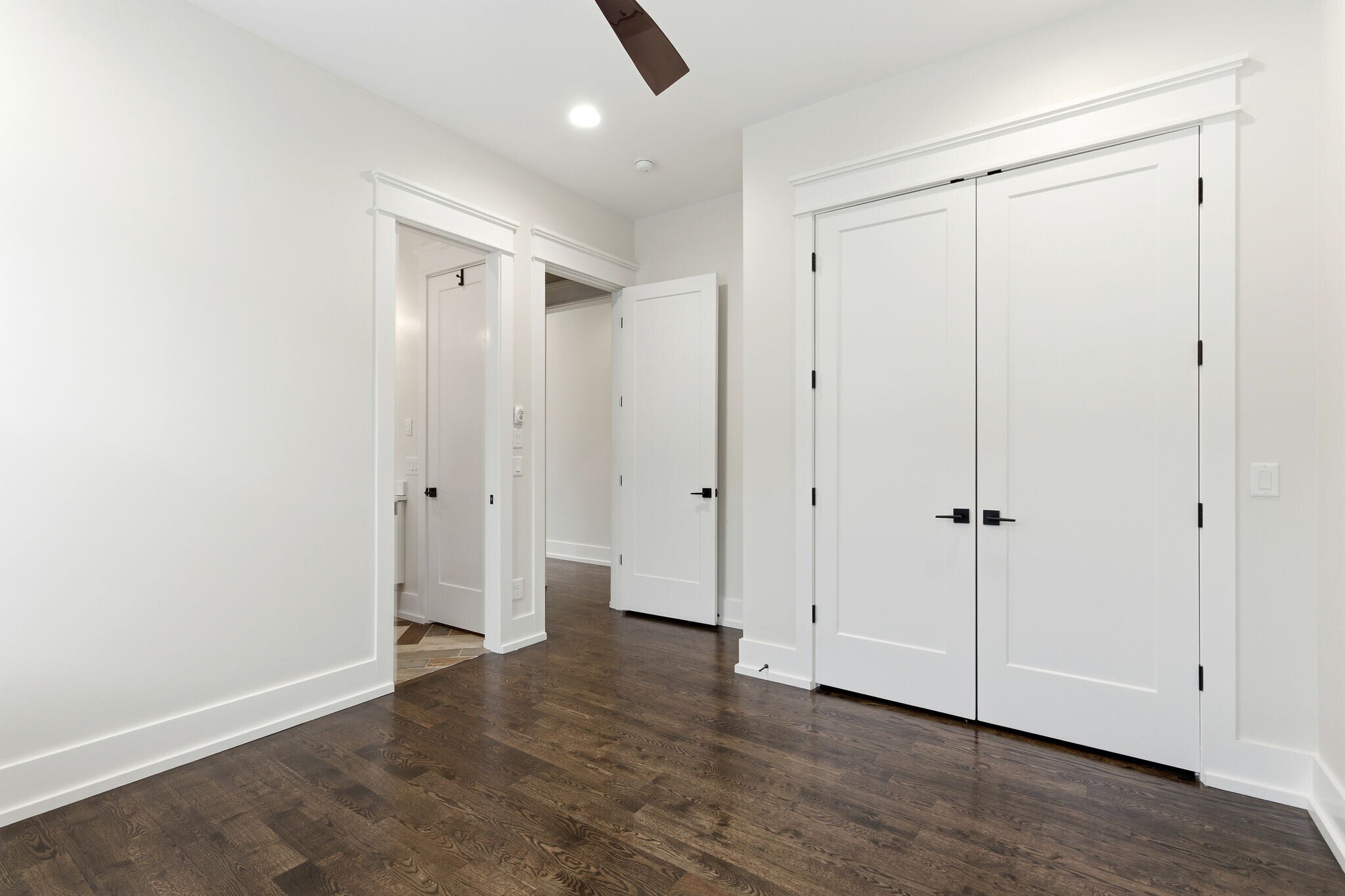 Building Photo - 1708B 15th Ave S