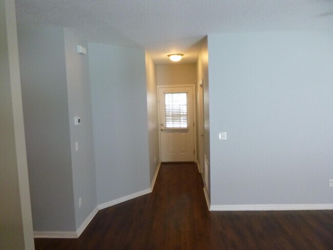 Building Photo - 36826 Annika Way