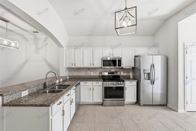 Building Photo - 575 S Virginia Hills Dr