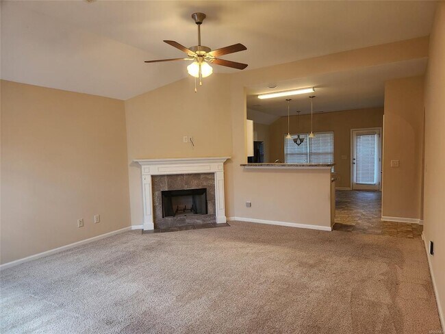 Building Photo - 573 Old Mill Way