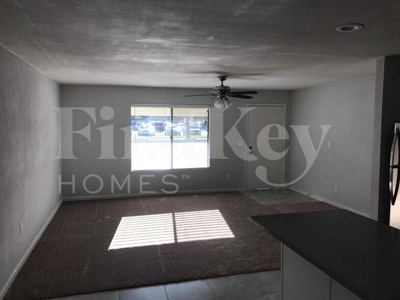 Building Photo - 9808 N 47th Ave