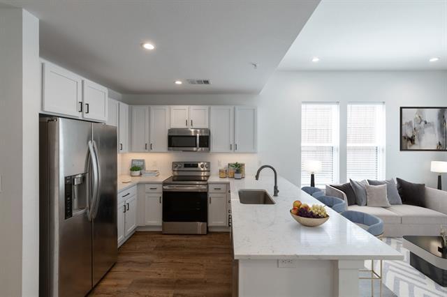 Building Photo - 617 N Tyler St