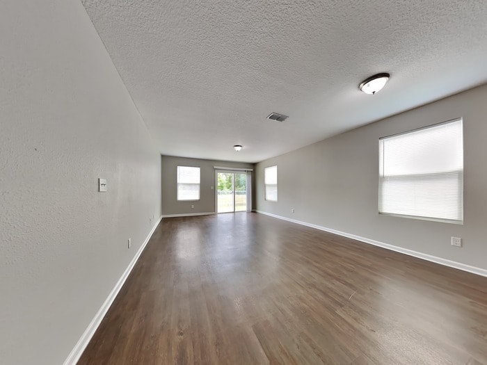 Building Photo - 5241 Walkers Ridge Dr