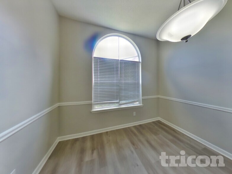 Building Photo - 1128 Misty Meadows Crossing