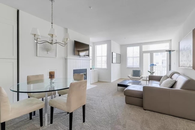 Primary Photo - 550 Ortega Ave