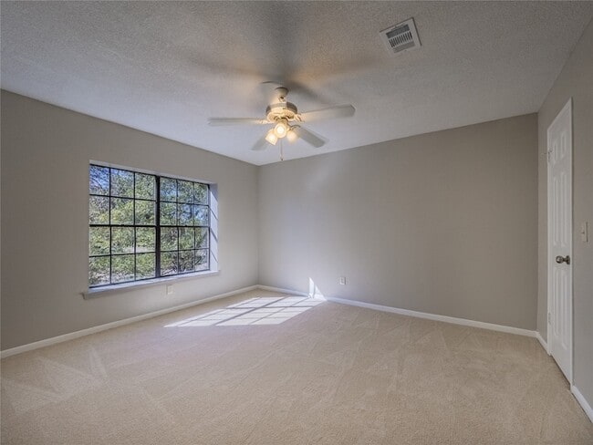 Building Photo - 2722 Carmel Woods Dr