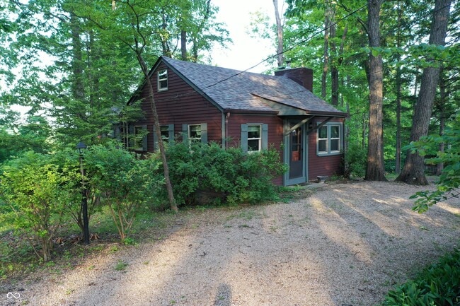 Building Photo - 158 Redbud Ln