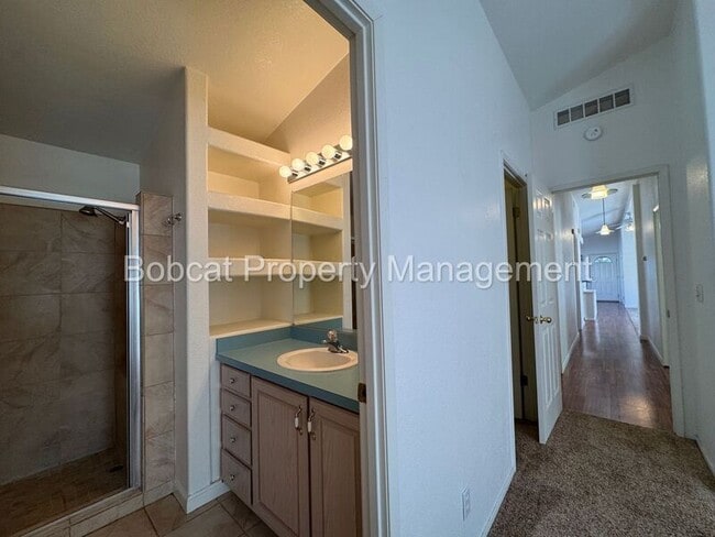 Building Photo - 1129 Gambrel Dr