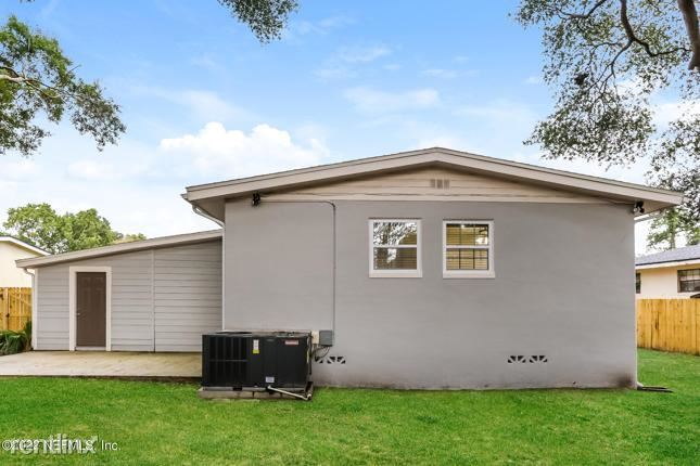 Building Photo - 3 br, 2 bath House - 5909 R Caribbean Ct N