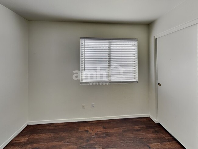 Building Photo - 15030 N 150th Ln