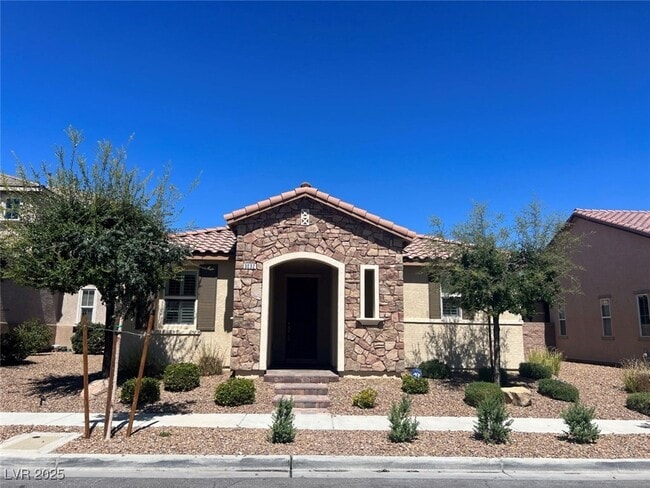 Primary Photo - 3032 Camino Largo Ave