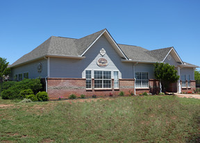 Building Photo - Villages at West Lake