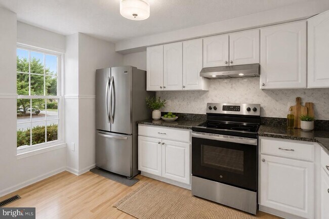 Building Photo - 508 Palmspring Dr