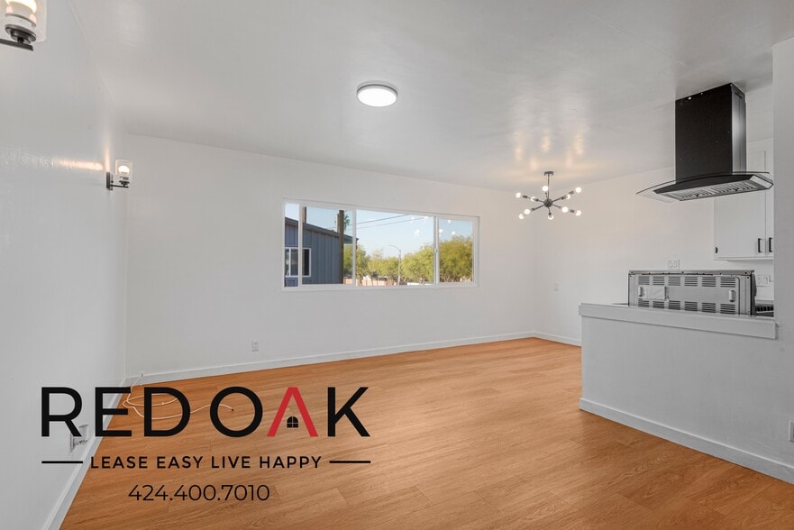 Primary Photo - 6303 Cherry Ave