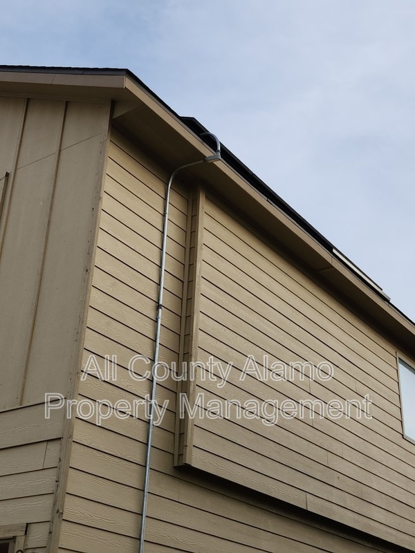 Building Photo - 3714 Seco Tierra