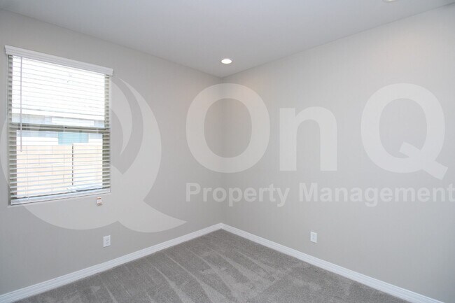 Building Photo - 18030 W Jones Ave