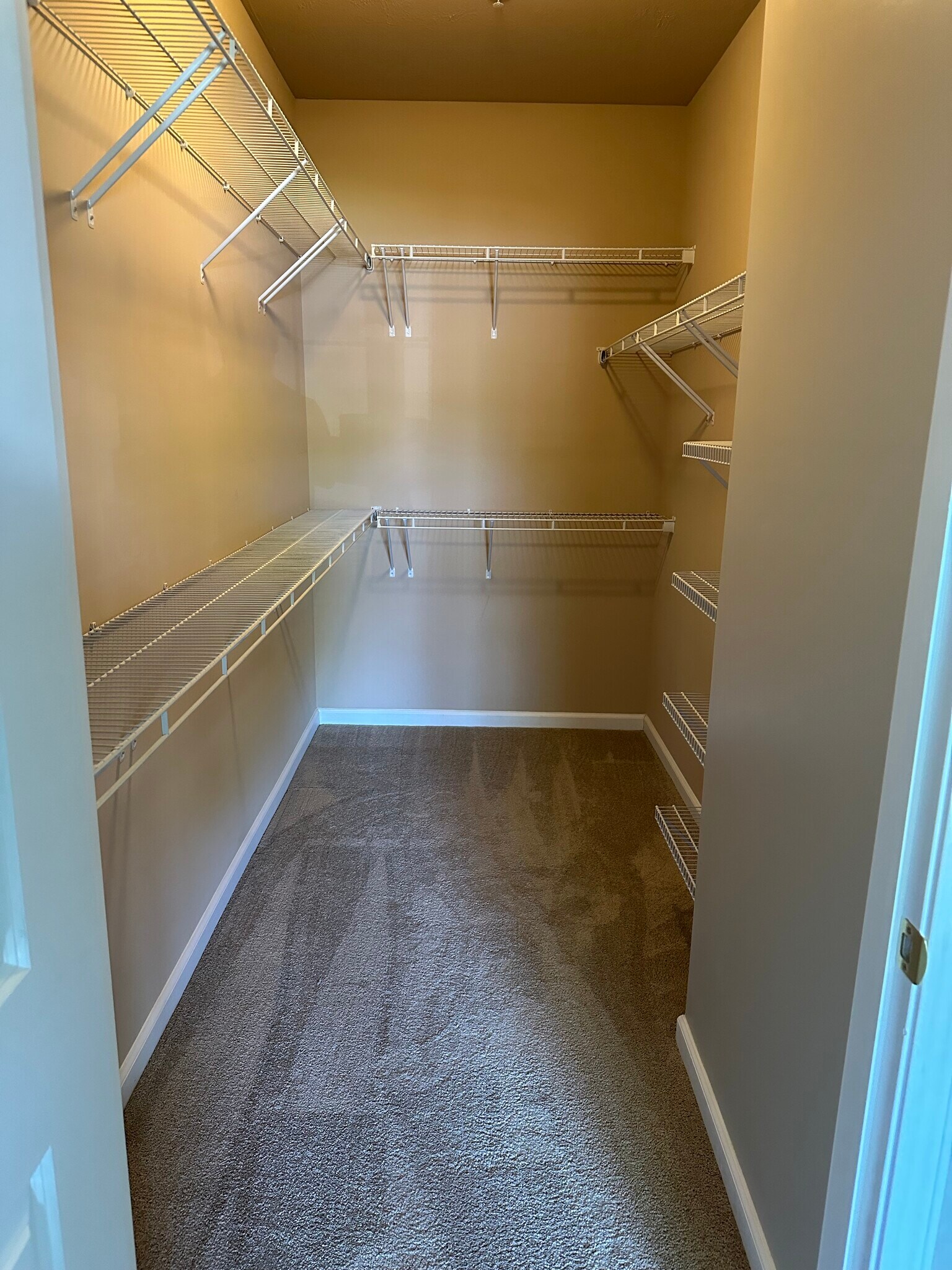 Master bedroom walk in closet - 415 Stockton Rdg